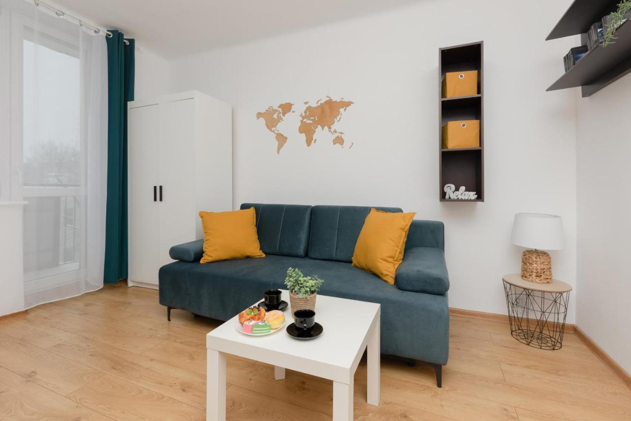 Warsaw Airport Studio Astronautow With Balcony By Renters Lejlighed Eksteriør billede